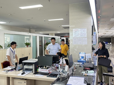 房縣自然資源和規(guī)劃局:延時(shí)服務(wù)人心 便民高效顯真情